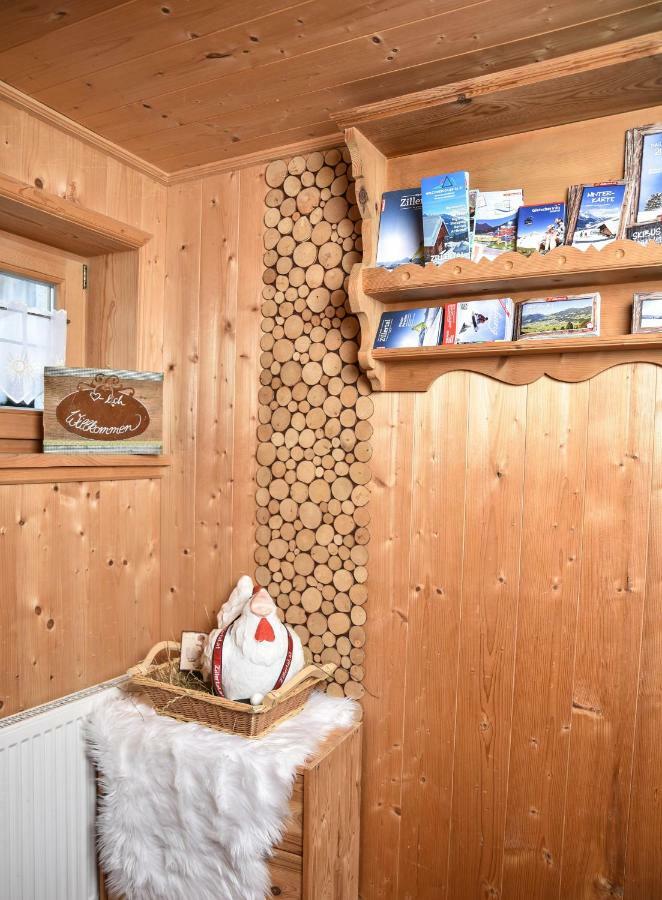 Ferienhaus Schneiderhaeusl Zillertal Stummerberg Exteriör bild